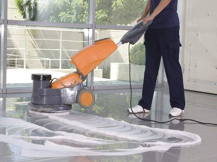 Entretien technique des usines et ateliers